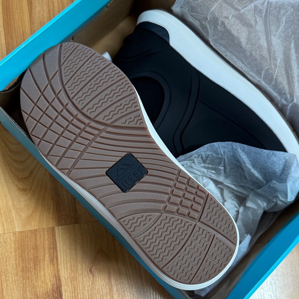 Reef Boat Shoes - Picture 4 of 5